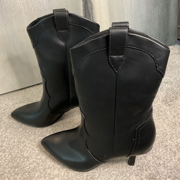 DV by Dolce Vita Penrose Black Western Kitten Heel Boots - Size 5 (NWOB) - Picture 6 of 13
